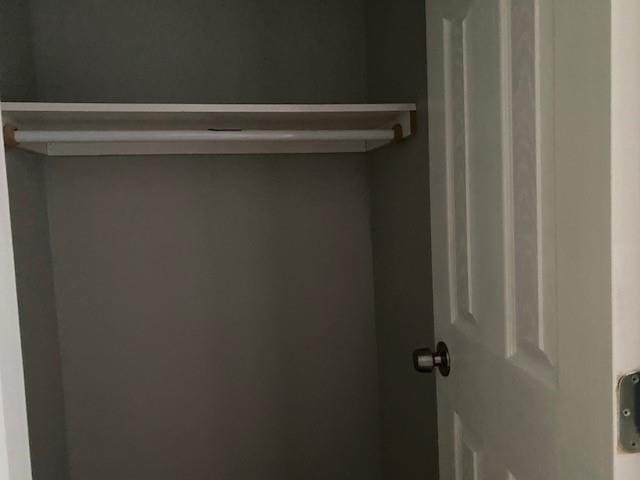 7 Labarre Pl, Jefferson, LA 70121 - view of closet