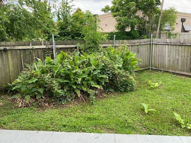 7 Labarre Pl, Jefferson, LA 70121 - view of yard