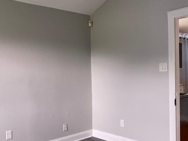 7 Labarre Pl, Jefferson, LA 70121 - spare room featuring baseboards
