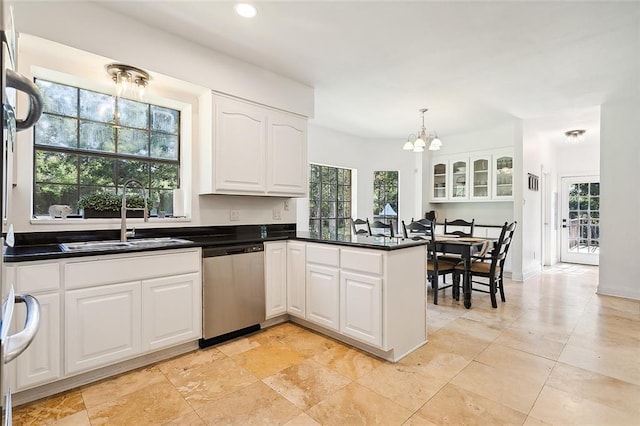 114 Kendrick Dr, Slidell, LA 70461 - kitchen featuring a chandelier, dishwasher, a peninsula, white cabinetry, and recessed lighting