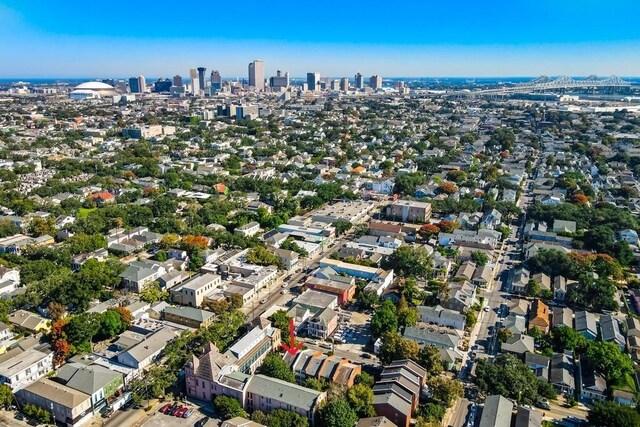 1032 7th St, New Orleans, LA 70115 - aerial overview of property's location with nearby urban area