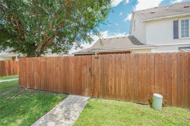4000 Lake Beau Pre Blvd Unit 100, Baton Rouge, LA 70820 - view of yard