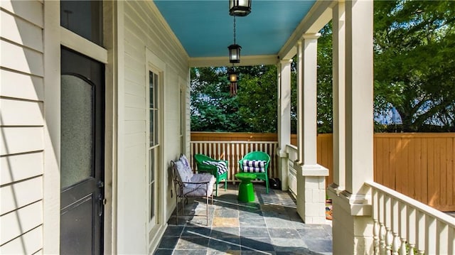 2134 Harmony St, New Orleans, LA 70115 - view of covered porch