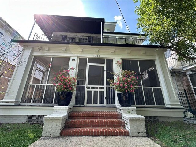 1228 Pine St, New Orleans, LA 70118 - view of rear view of house