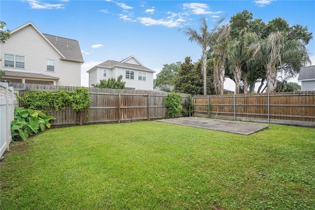 227 20th St, New Orleans, LA 70124 - view of yard featuring a patio area