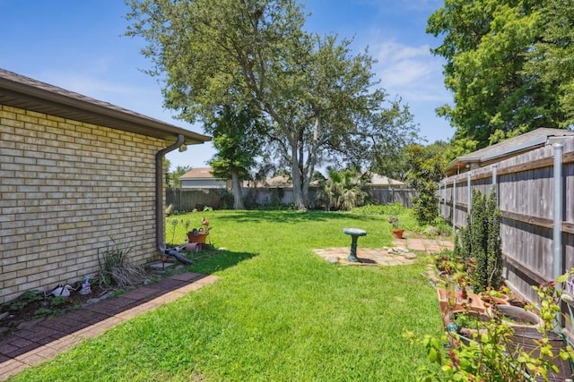 1400 Velma St, Metairie, LA 70001 - view of yard