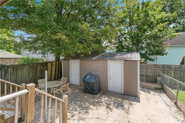 182527 Cambronne St, New Orleans, LA 70118 - view of shed featuring a fenced backyard