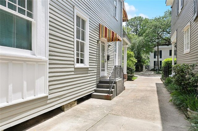 39294 Broadway St, New Orleans, LA 70118 - view of property exterior