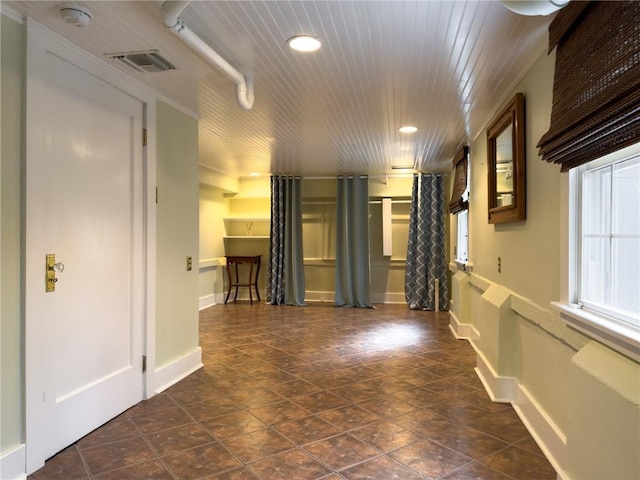 2508 Joseph St, New Orleans, LA 70115 - empty room featuring a smoke detector, recessed lighting, and baseboards