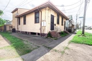 181113 Aubry St, New Orleans, LA 70116 - view of side of property