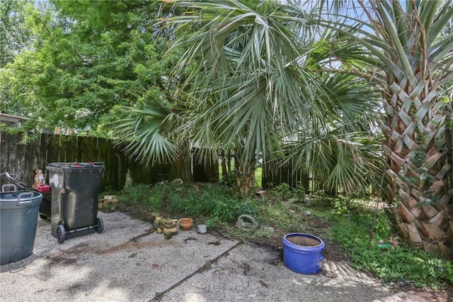 4740 Banks St, New Orleans, LA 70119 - view of yard