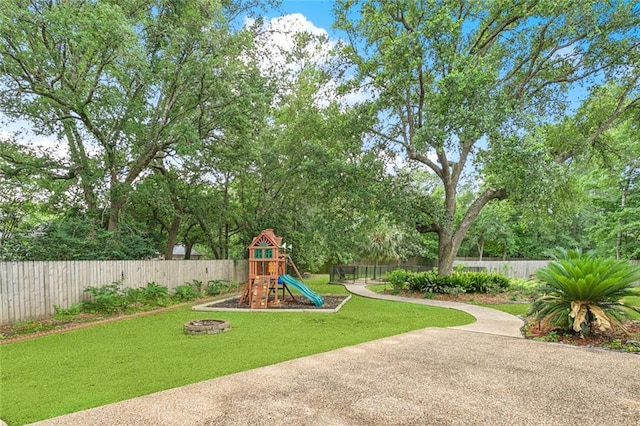 102 Ayshire Ct, Slidell, LA 70461 - view of play area
