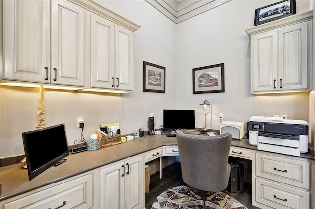 500 Tallow Tree Dr, Madisonville, LA 70447 - office space featuring built in study area and wood finished floors