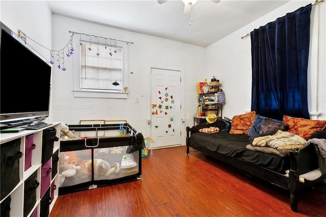 441214 Eden St, New Orleans, LA 70125 - living area featuring wood finished floors and a ceiling fan