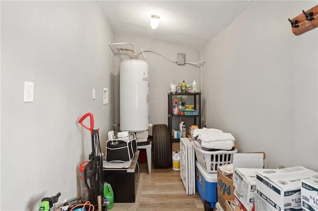 5530 Dauphine St, New Orleans, LA 70117 - utilities featuring water heater