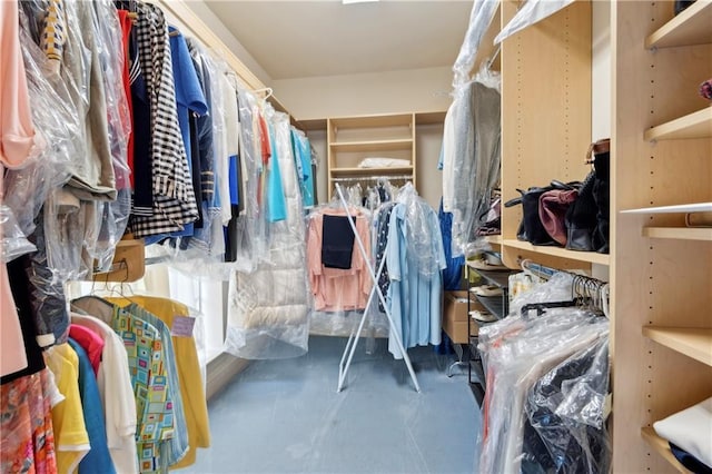 801 Rue Burgundy St Unit 113, Metairie, LA 70005 - view of spacious closet