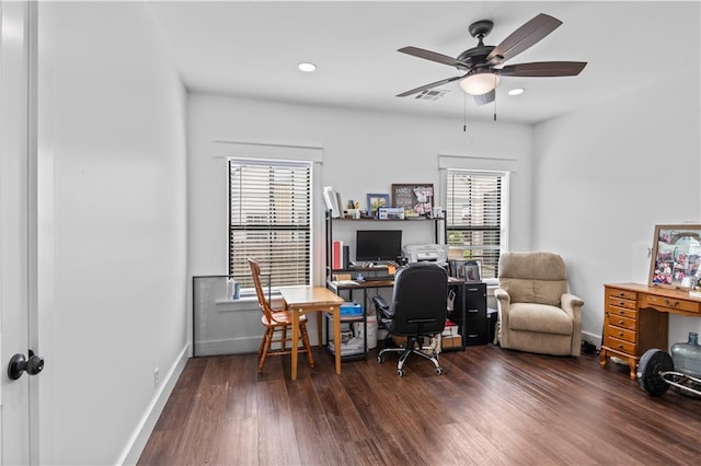7599 Park Ave, Houma, LA 70364 - office with a ceiling fan, healthy amount of natural light, dark wood-style floors, baseboards, and recessed lighting