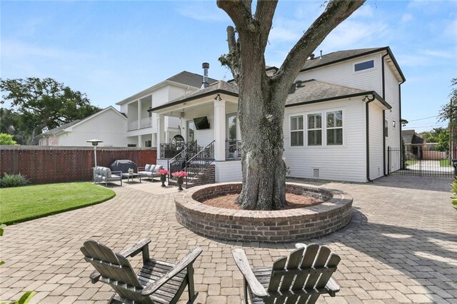 247 26th St, New Orleans, LA 70124 - covered porch with a patio