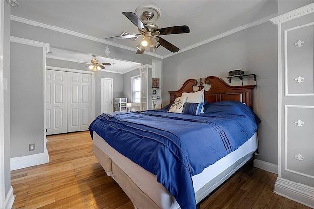 3620 Arizona Ave, Kenner, LA 70065 - bedroom featuring baseboards, hardwood / wood-style flooring, crown molding, and a ceiling fan