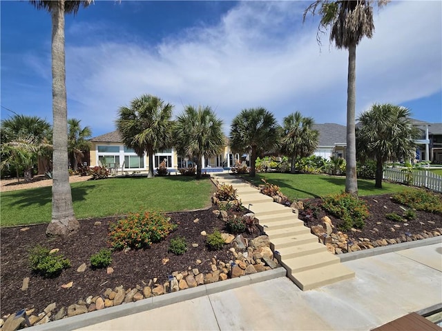 2097 S Lakeshore Blvd, Slidell, LA 70461 - view of front of house