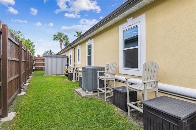 2097 S Lakeshore Blvd, Slidell, LA 70461 - view of yard with cooling unit