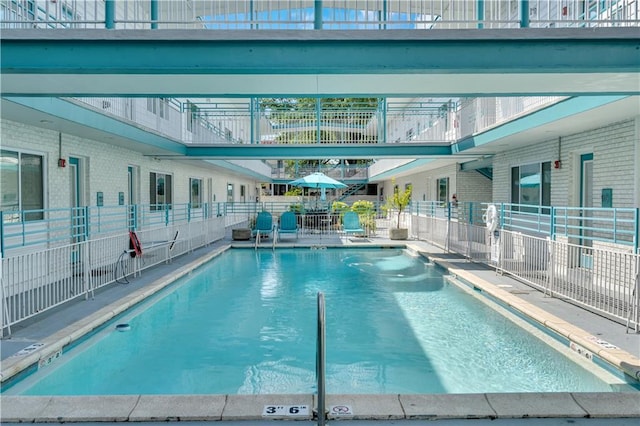 2833 St Charles Ave Unit 16, New Orleans, LA 70115 - view of indoor community pool