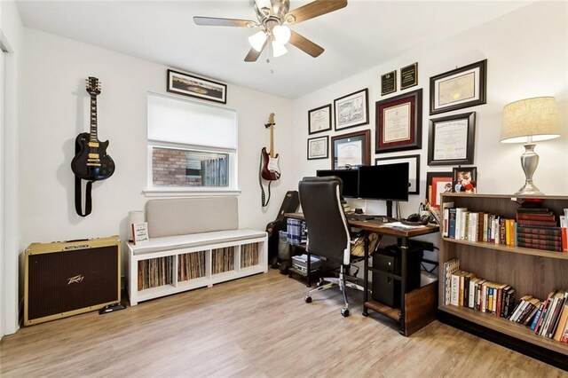 917 Belmont Pl, Metairie, LA 70001 - home office with ceiling fan and wood finished floors