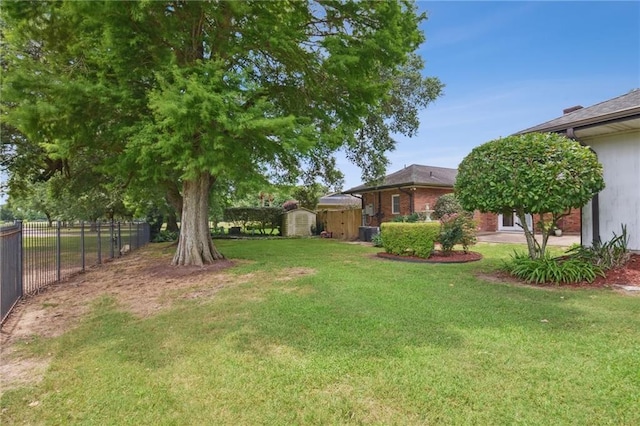 653 Fairfield Ave, Gretna, LA 70056 - view of yard