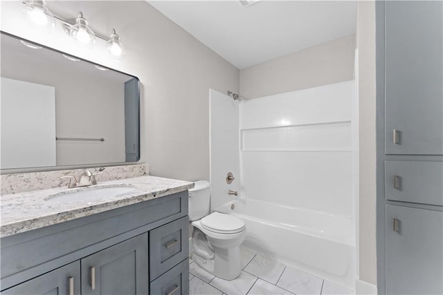 602 Susan Dr, Hammond, LA 70403 - bathroom featuring toilet, vanity, and bathing tub / shower combination