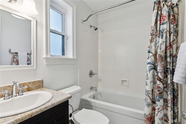 920 Bonnabel Blvd, Metairie, LA 70005 - bathroom with shower / tub combo with curtain, vanity, and toilet
