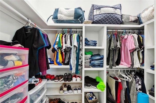 67 W Claiborne Sq, Chalmette, LA 70043 - view of walk in closet