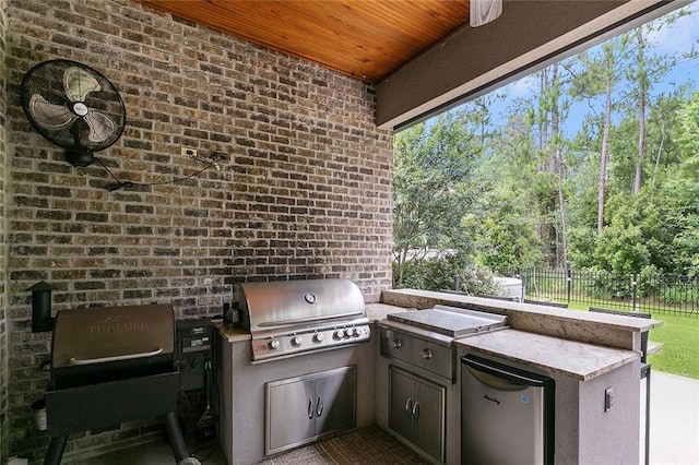 596 Blue Heron Ln, Madisonville, LA 70447 - view of patio / terrace