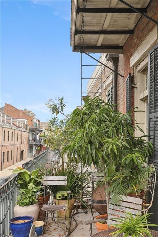 1138-1140 Chartres St, New Orleans, LA 70116 - view of balcony