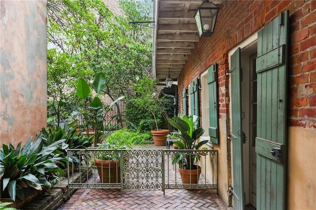 1138-1140 Chartres St, New Orleans, LA 70116 - view of balcony