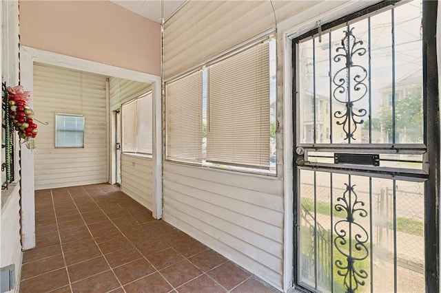 3114 Audubon St, New Orleans, LA 70125 - view of unfurnished sunroom