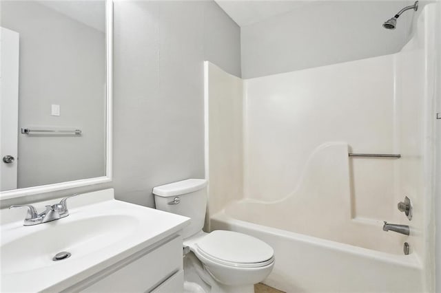 303 Parkview Blvd Unit 303, Mandeville, LA 70471 - full bath featuring vanity, tub / shower combination, and toilet