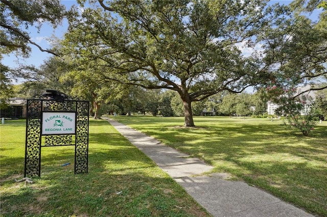 1141 Allen Toussaint Blvd, New Orleans, LA 70124 - view of community featuring a yard