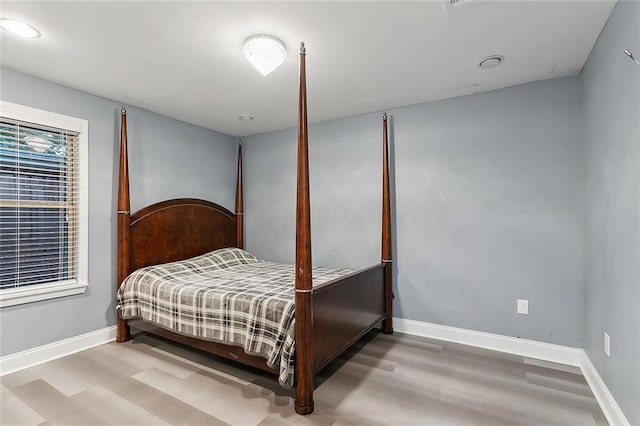 1713 Thomas St, Gretna, LA 70053 - bedroom featuring wood finished floors and baseboards