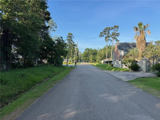 821 Atalin St, Mandeville, LA 70448