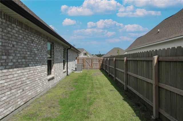 39593 Fly Creek Rd, Ponchatoula, LA 70454 - view of yard with central AC unit