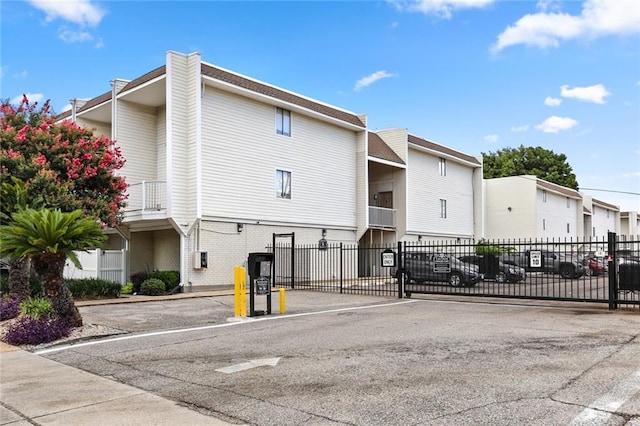 3805 Houma Blvd Unit C101, Metairie, LA 70006 - view of building exterior with uncovered parking