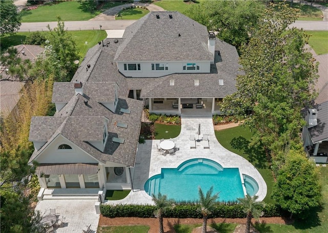 139 Fontainbleau Dr, Mandeville, LA 70471 - aerial view of property and surrounding area featuring a pool