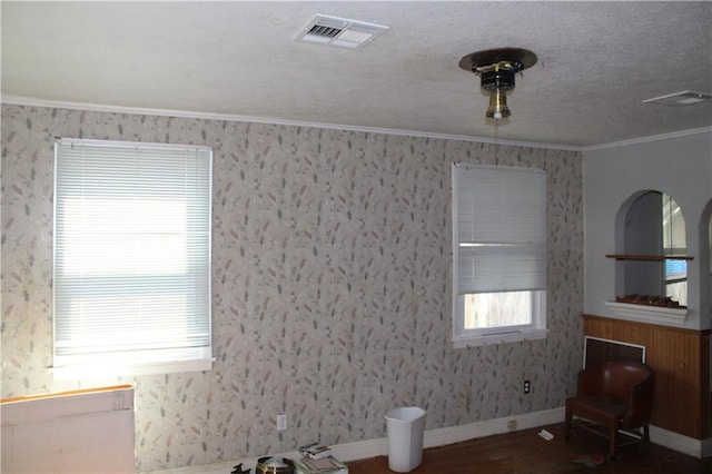 717 E Jefferson Park, Jefferson, LA 70121 - bathroom featuring ornamental molding and wood finished floors