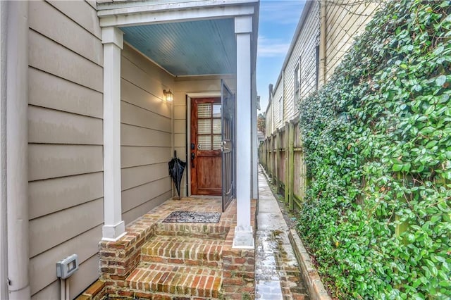 723 Kerlerec St, New Orleans, LA 70116 - view of exterior entry