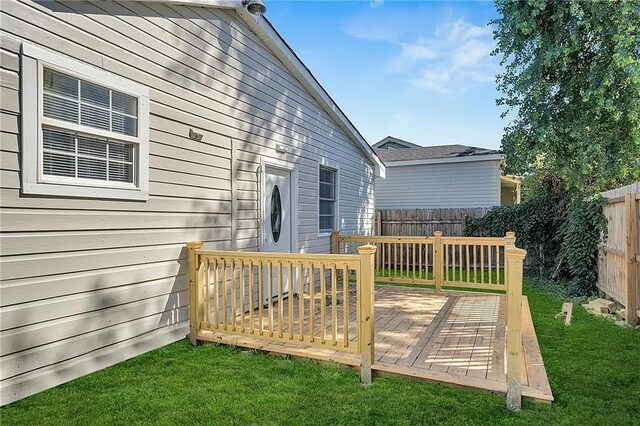 6073 Wickfield Dr, New Orleans, LA 70122 - view of wooden deck
