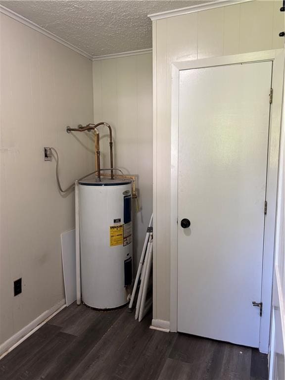 11036 Gulino Rd, Amite, LA 70422 - utility room with water heater