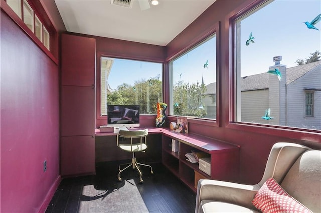 1212 Milan St, New Orleans, LA 70115 - office area featuring wood finished floors and baseboards