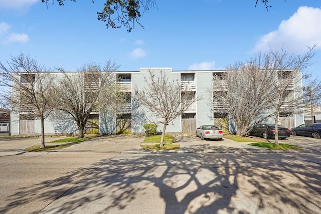 4218 Hessmer Ave Unit 309, Metairie, LA 70002 - view of building exterior