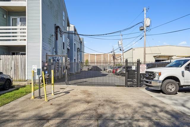4218 Hessmer Ave Unit 309, Metairie, LA 70002 - view of gate