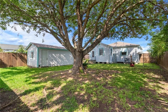 230 Jules Ave, Jefferson, LA 70121 - view of yard featuring an outdoor structure
